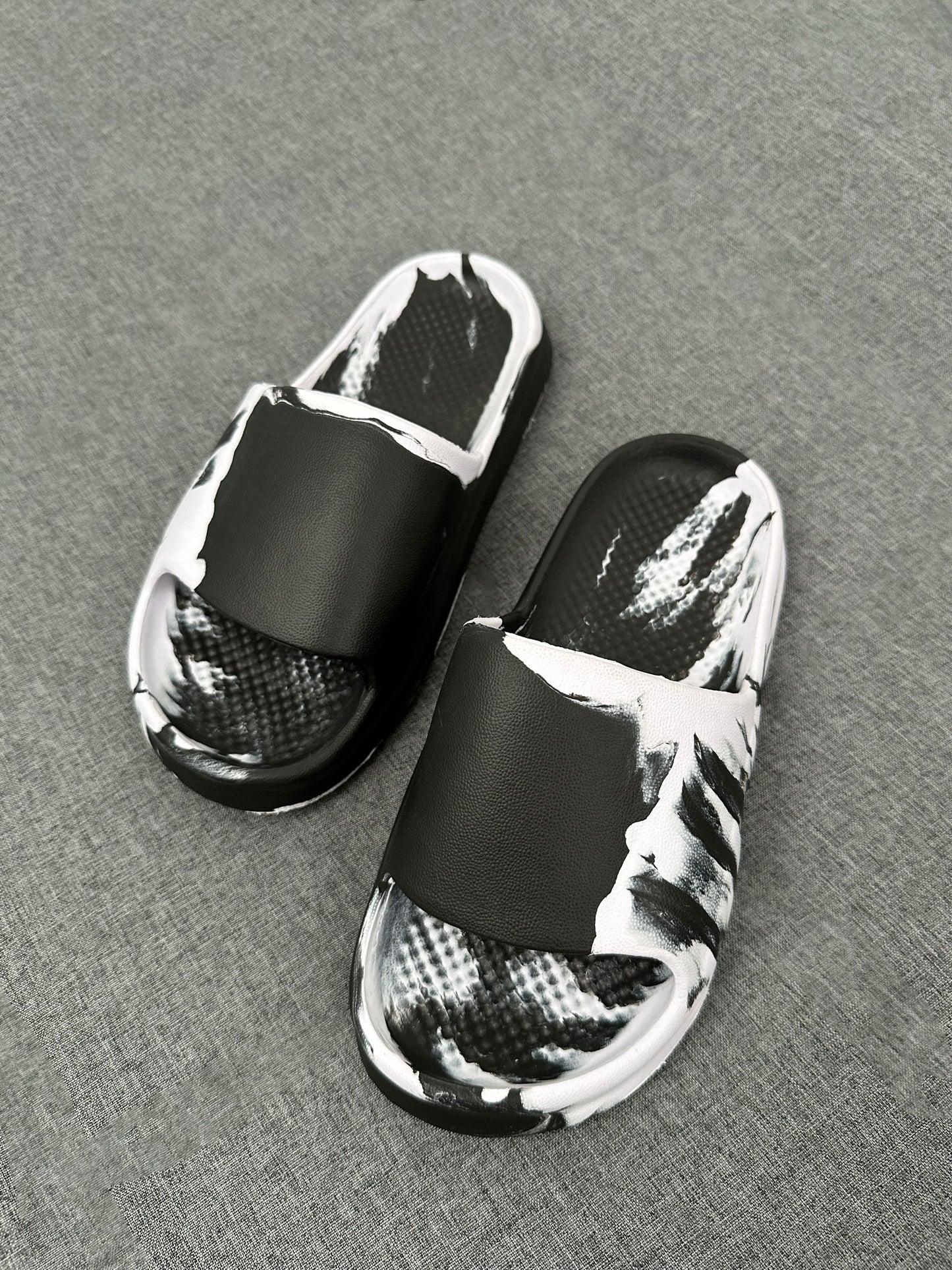 Sandal Tie Dye Pria 965M