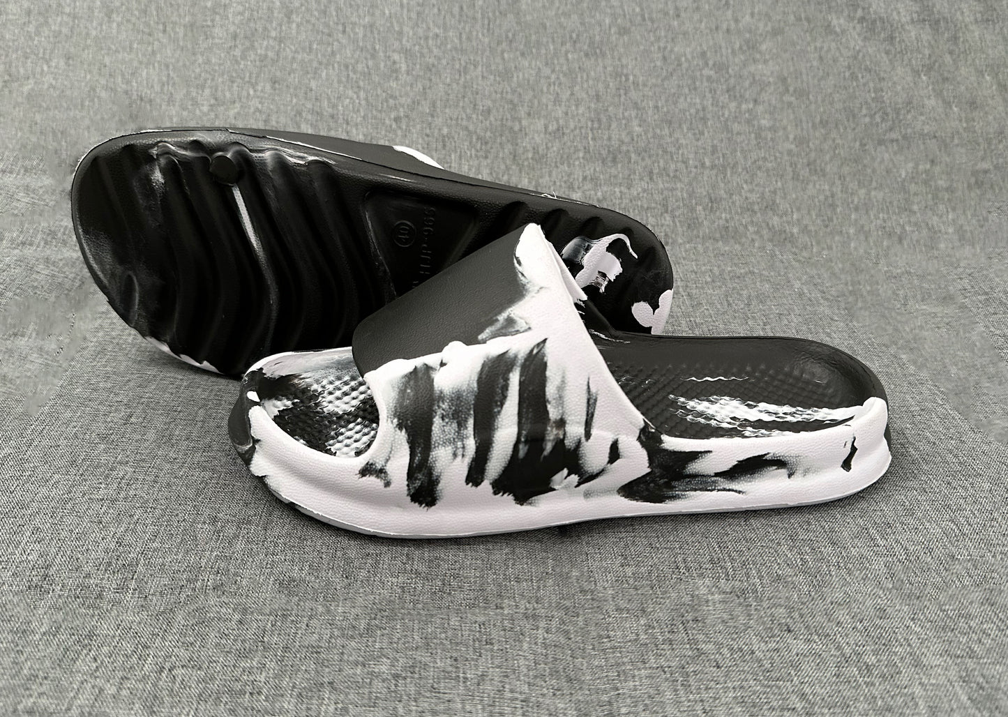 Sandal Tie Dye Pria 965M